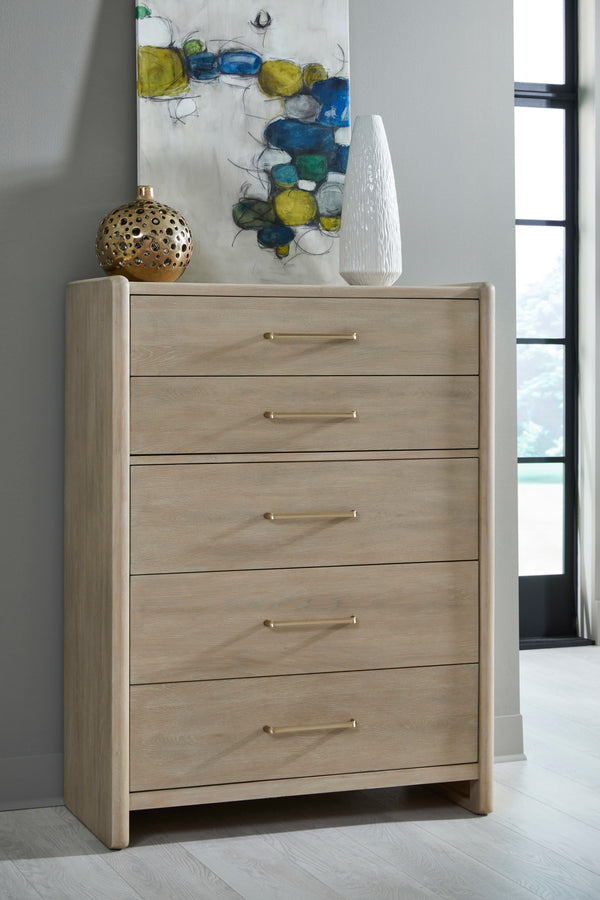 Greenwich Five Drawer Oak Wood Chest in Chai alternate view