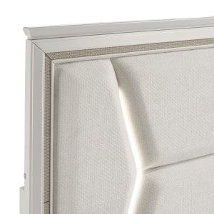 Audra 4pc Queen Bedroom Set (Queen Bed, Dresser, Mirror & Nightstand)