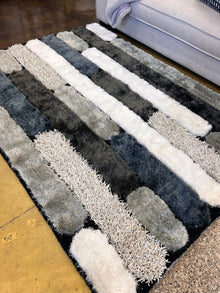 S.V.D. Design 76 Shag Area Rug