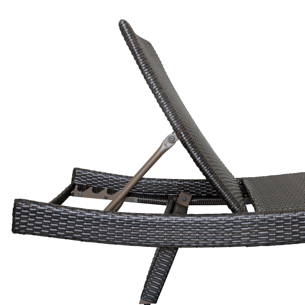 Outdoor Chaise Lounger