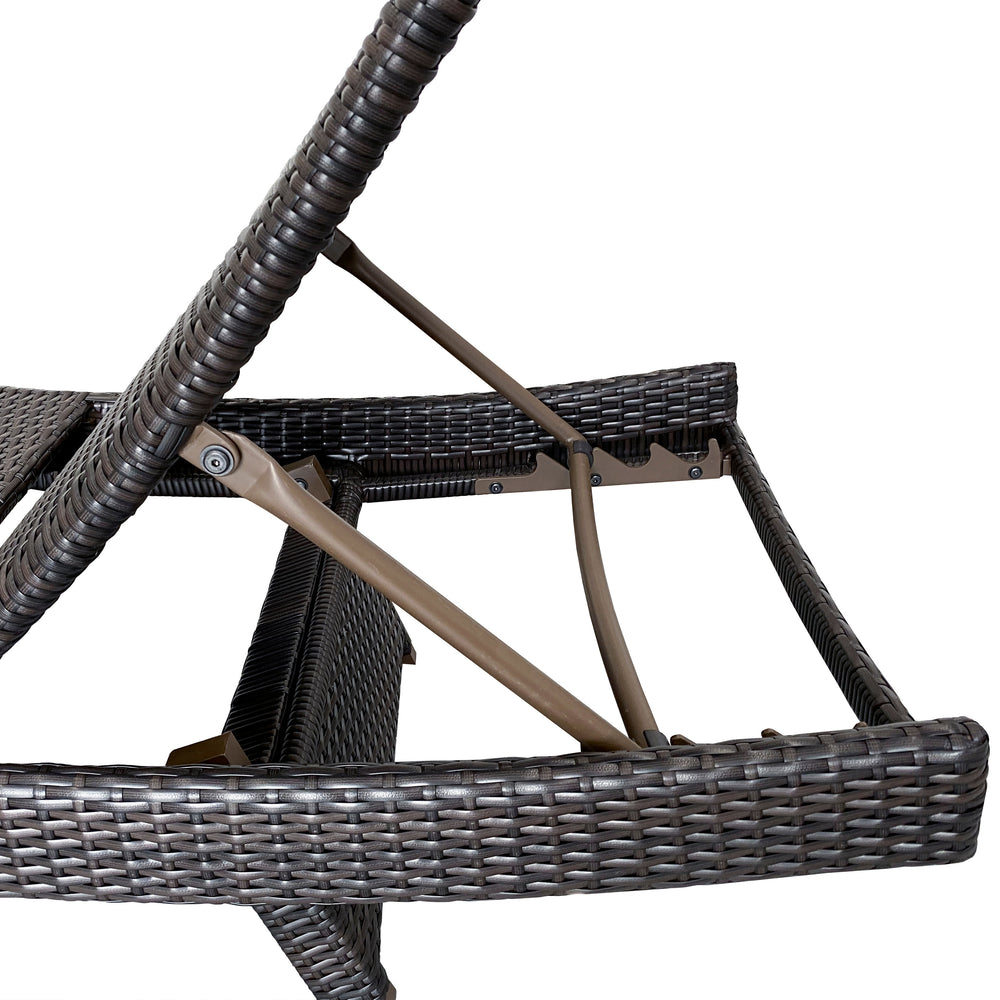Outdoor Chaise Lounger