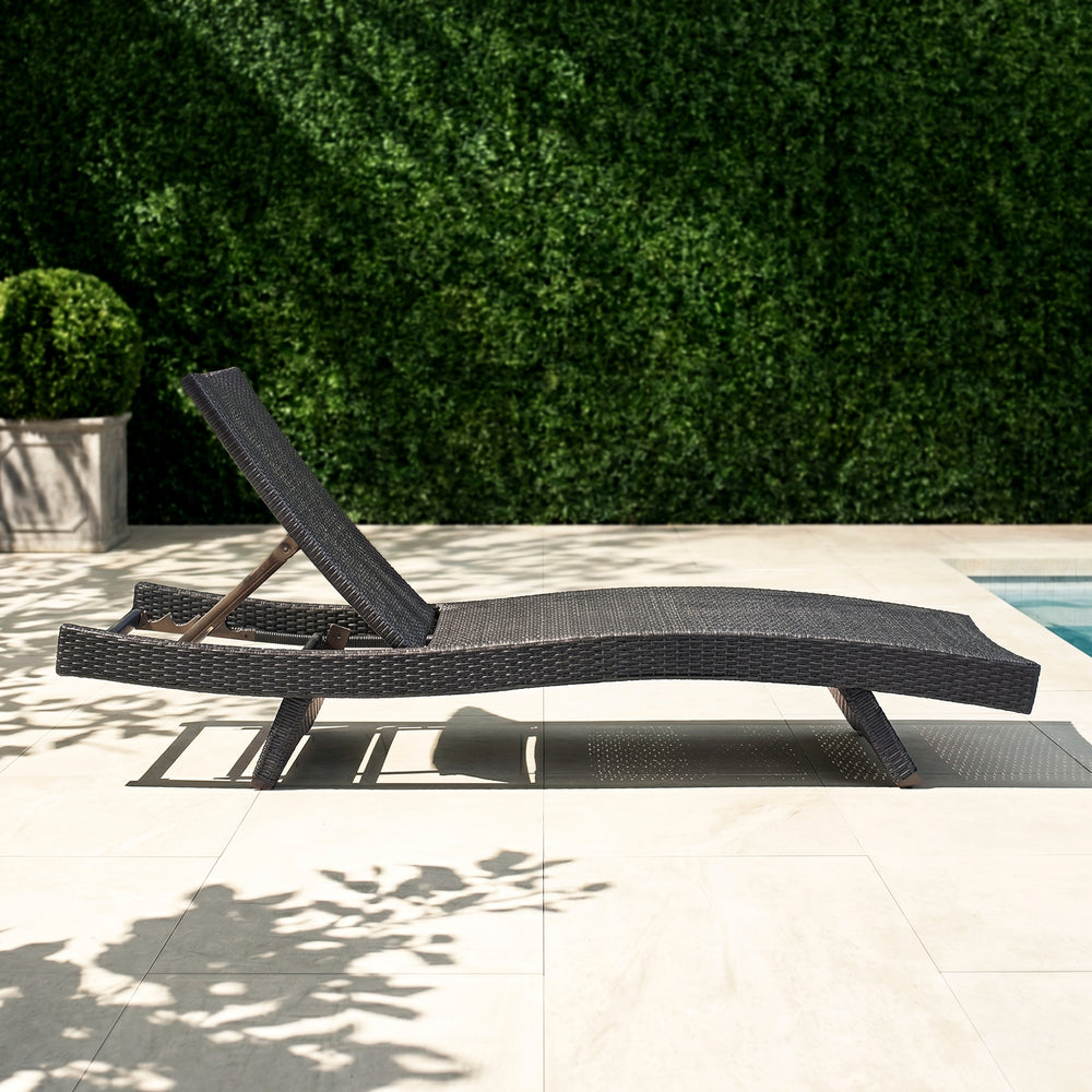 Outdoor Chaise Lounger