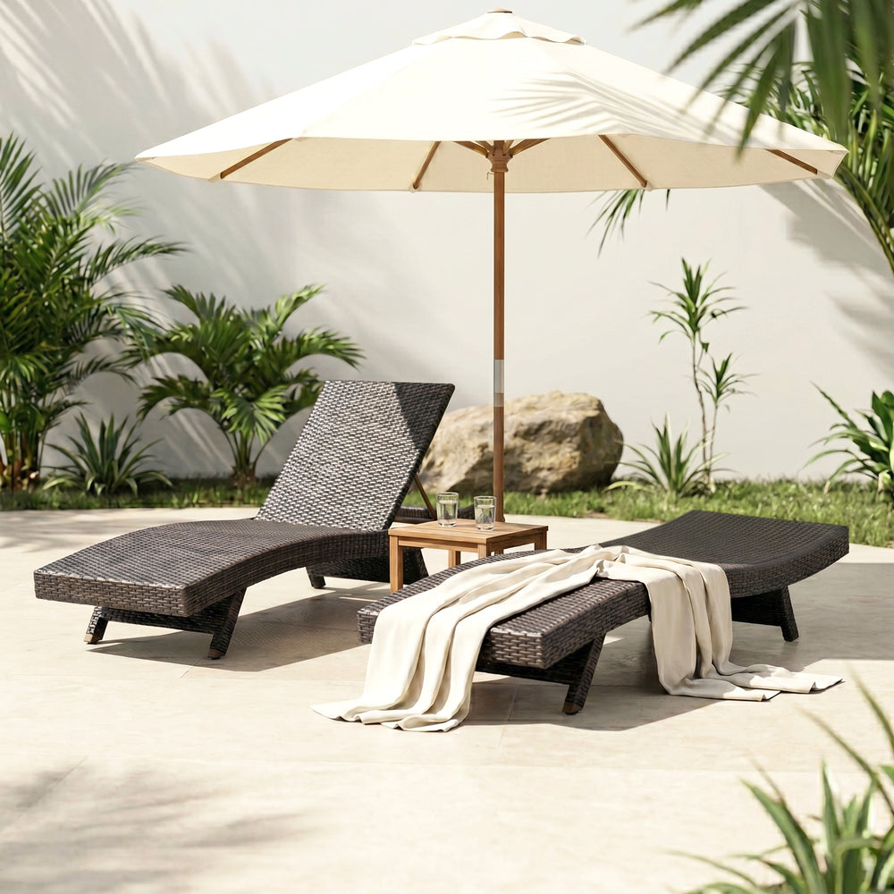 Outdoor Chaise Lounger