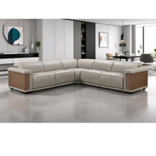 Broadway Modular Sectional w/3 Power Recliner