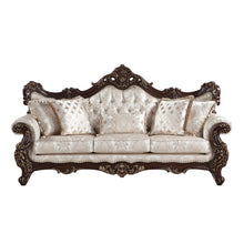 Majestic Traditional Sofa
