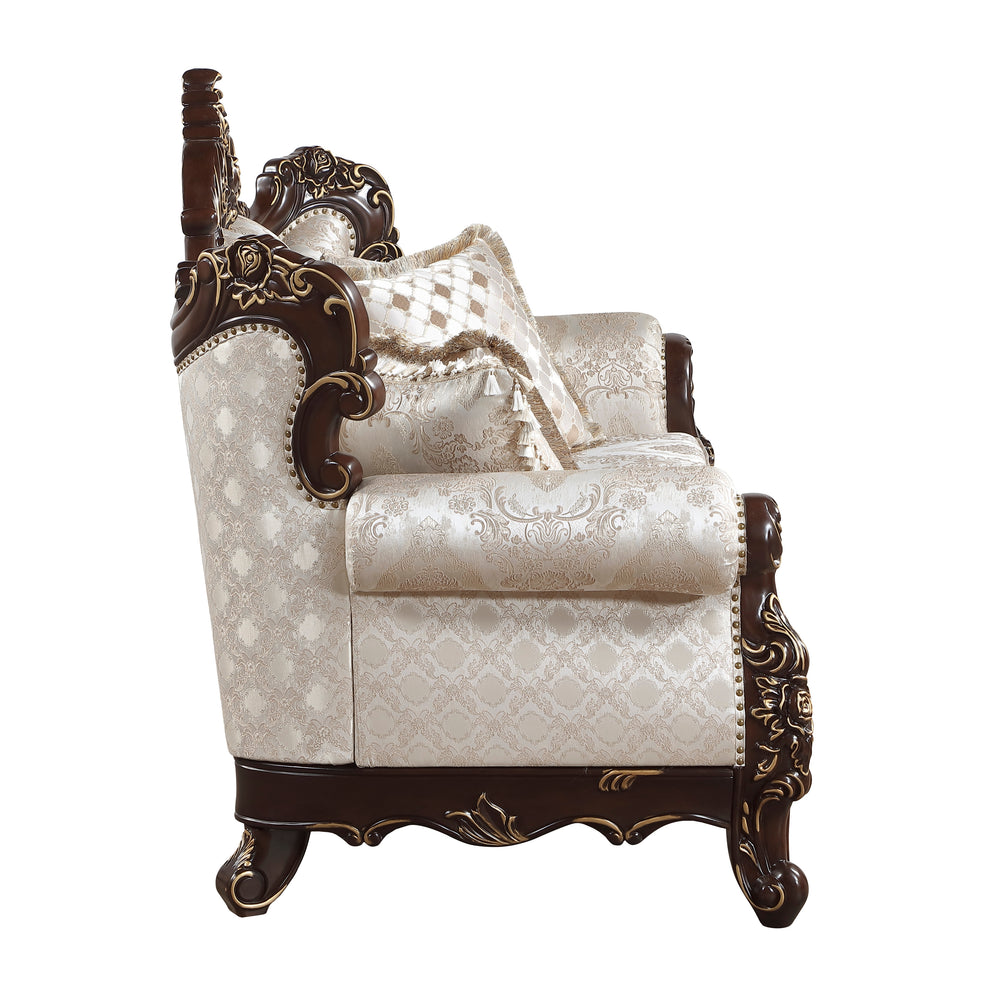 Majestic Traditional Sofa