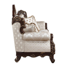 Majestic Traditional Sofa