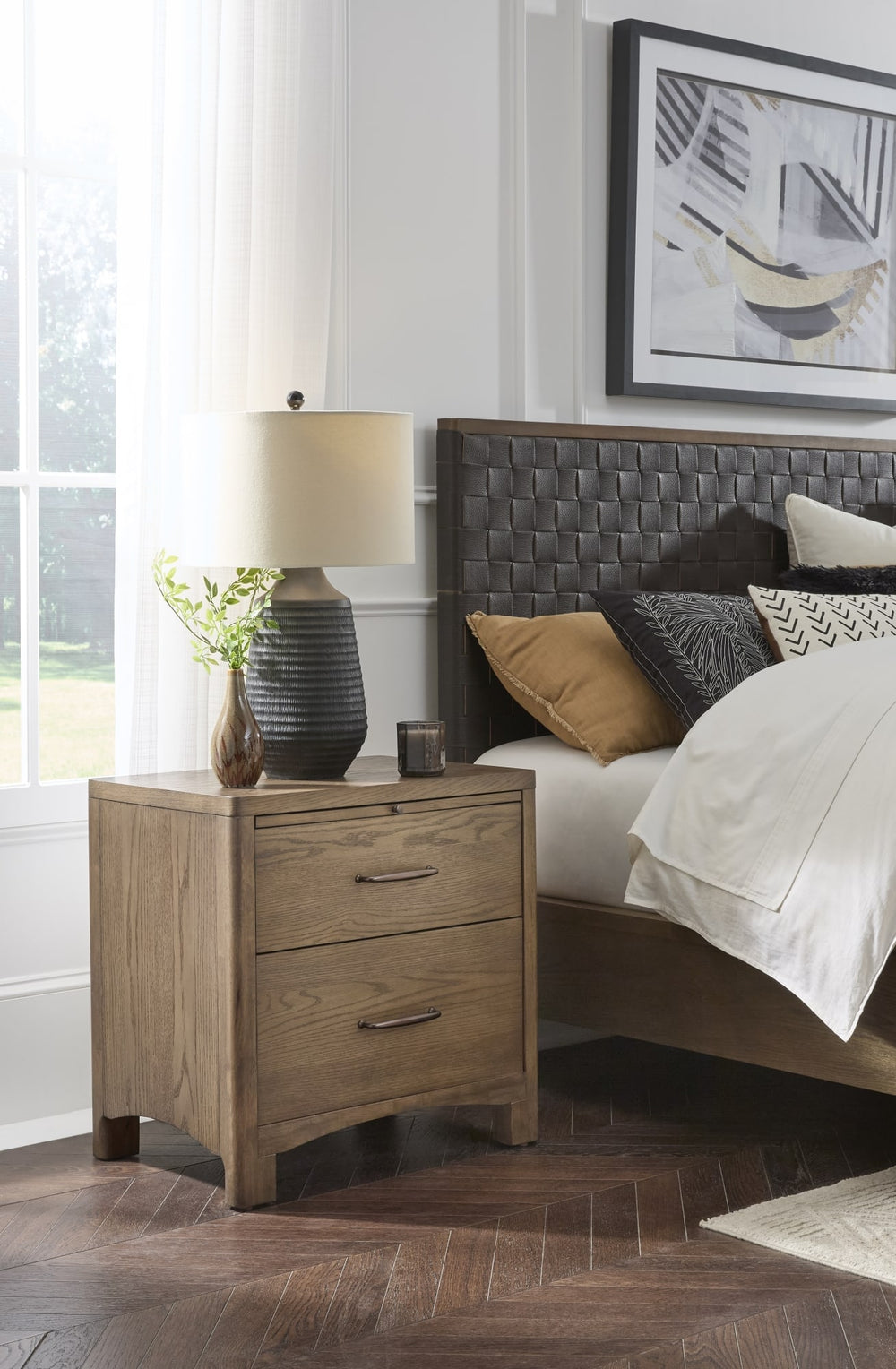 Ashley 2-Drw Nightstand - Tavern Brown
