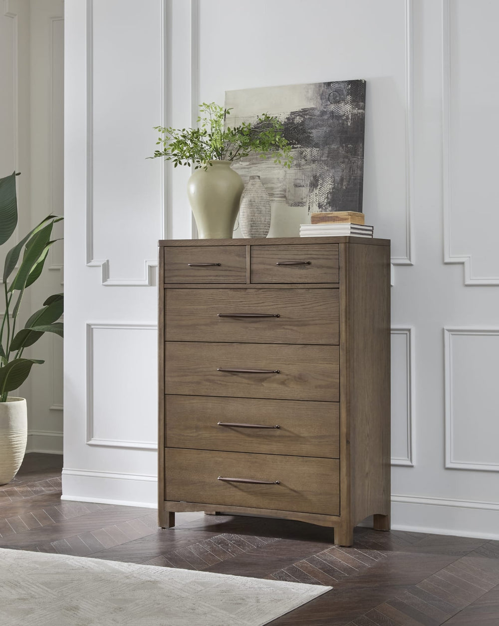 Ashley 6 Drw Chest - Tvrn Brown