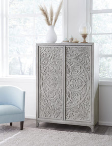 Coastal Chic Wardrobe Chest in Washed White