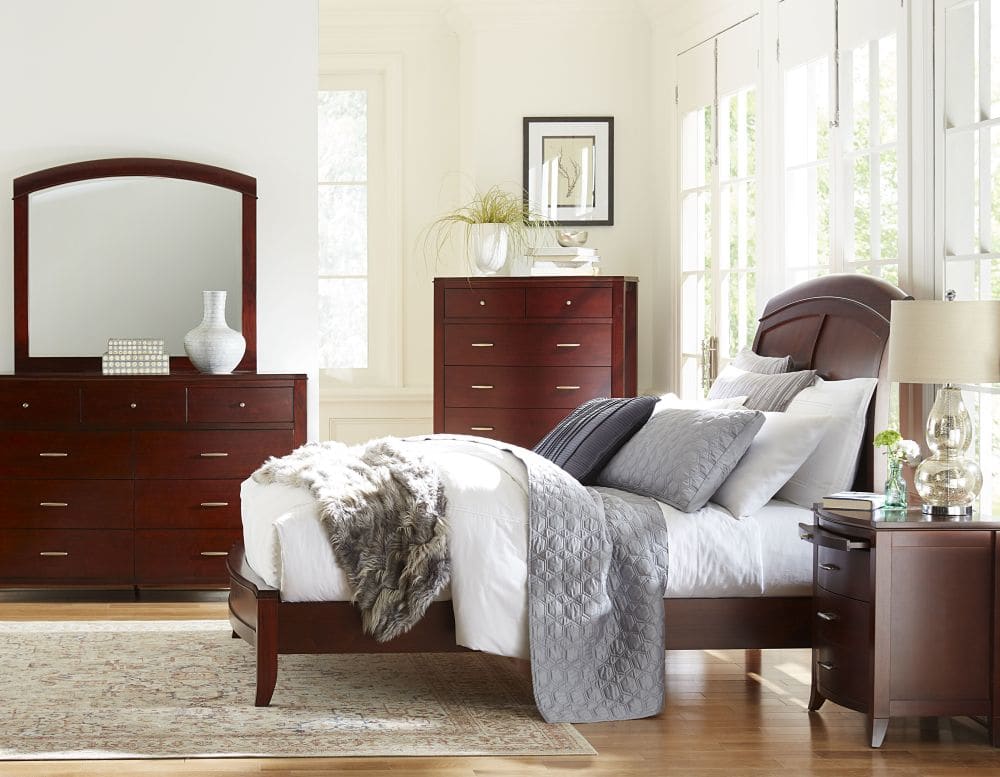 Bradford Wood Sleigh Bed in Cinnamon - View 3