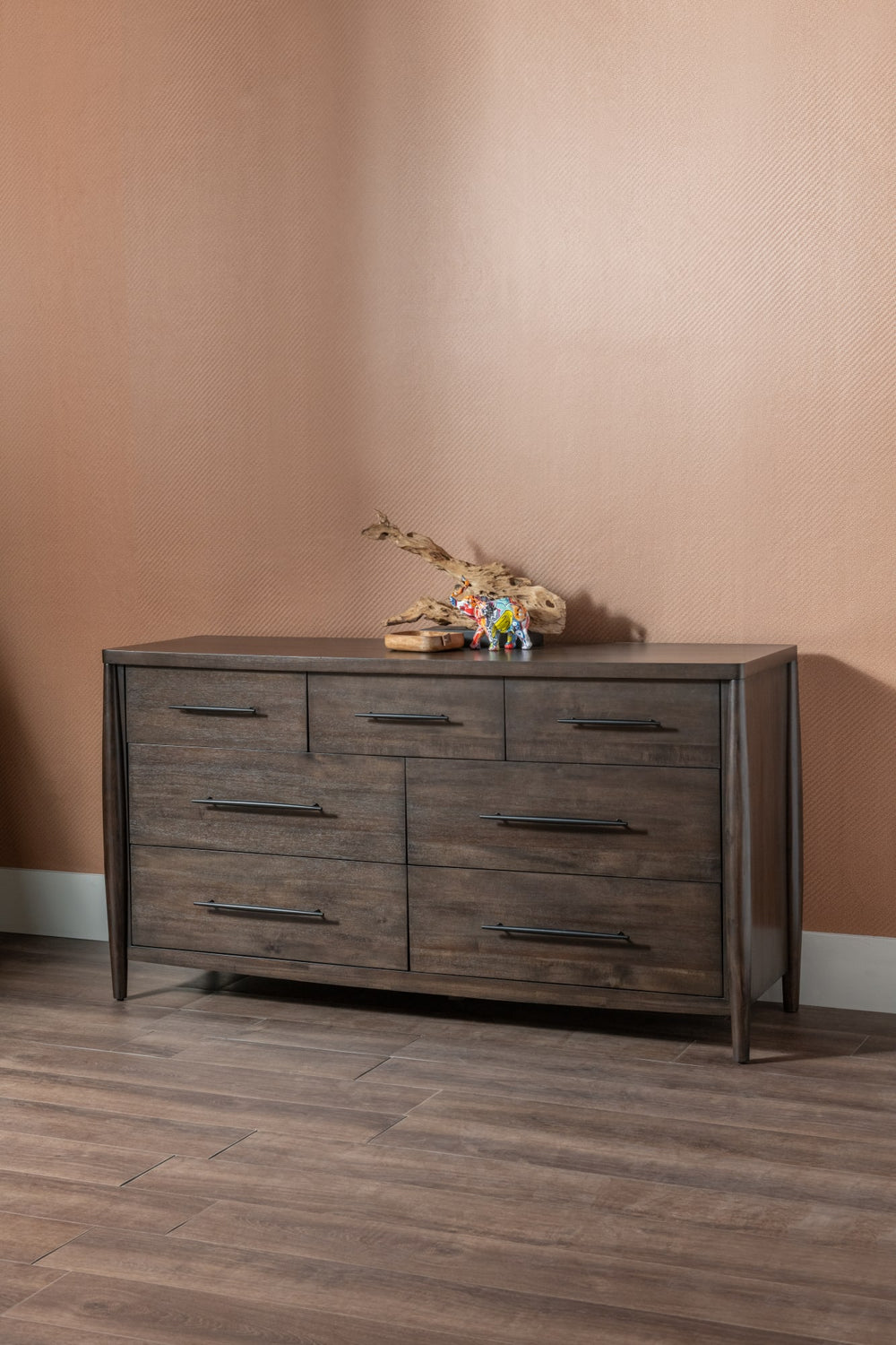 Kingston Seven Drawer Acacia Wood Dresser in Minx