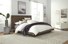 Marlborough Wood Platform Bed in Dark Pine