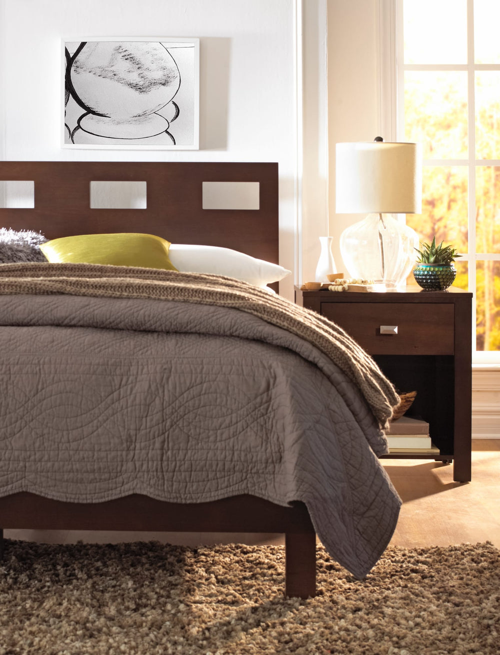 Riva Wood Bed in Chocolate Brown - View 3