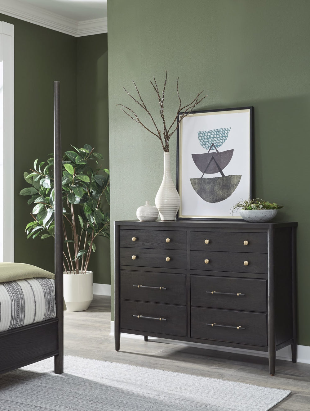 Ridgewood Eight Drawer Oak Wood Dresser in Yin