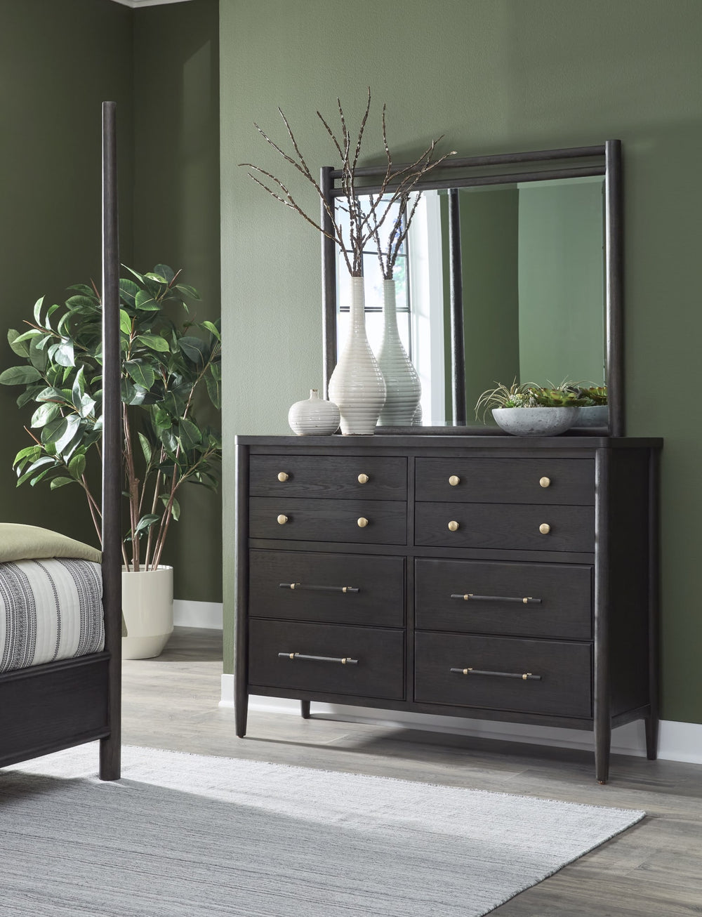 Ridgewood Eight Drawer Oak Wood Dresser in Yin - View 2