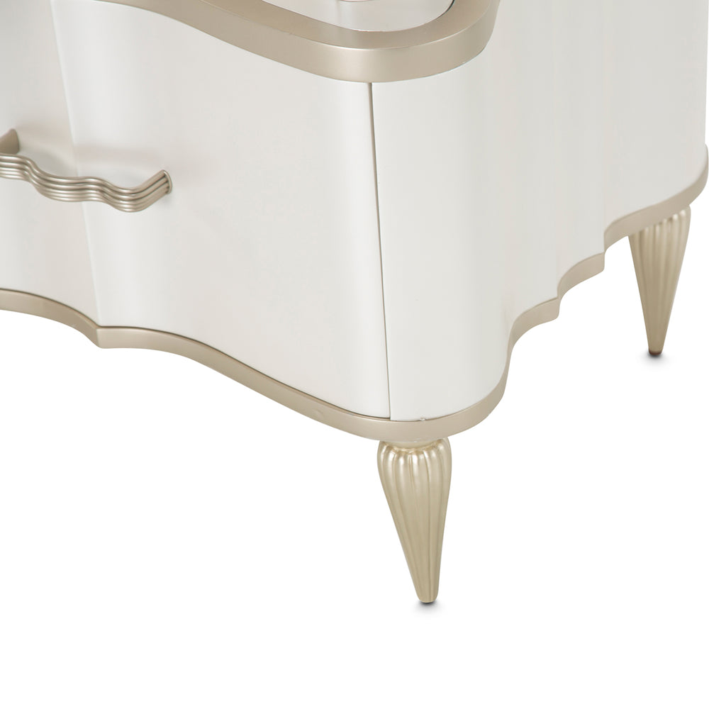 London Place Tiered Chest