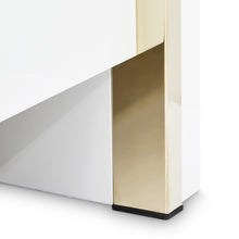 Golden Palm Queen Platform Bed