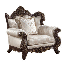 Majestic Traditional Chair