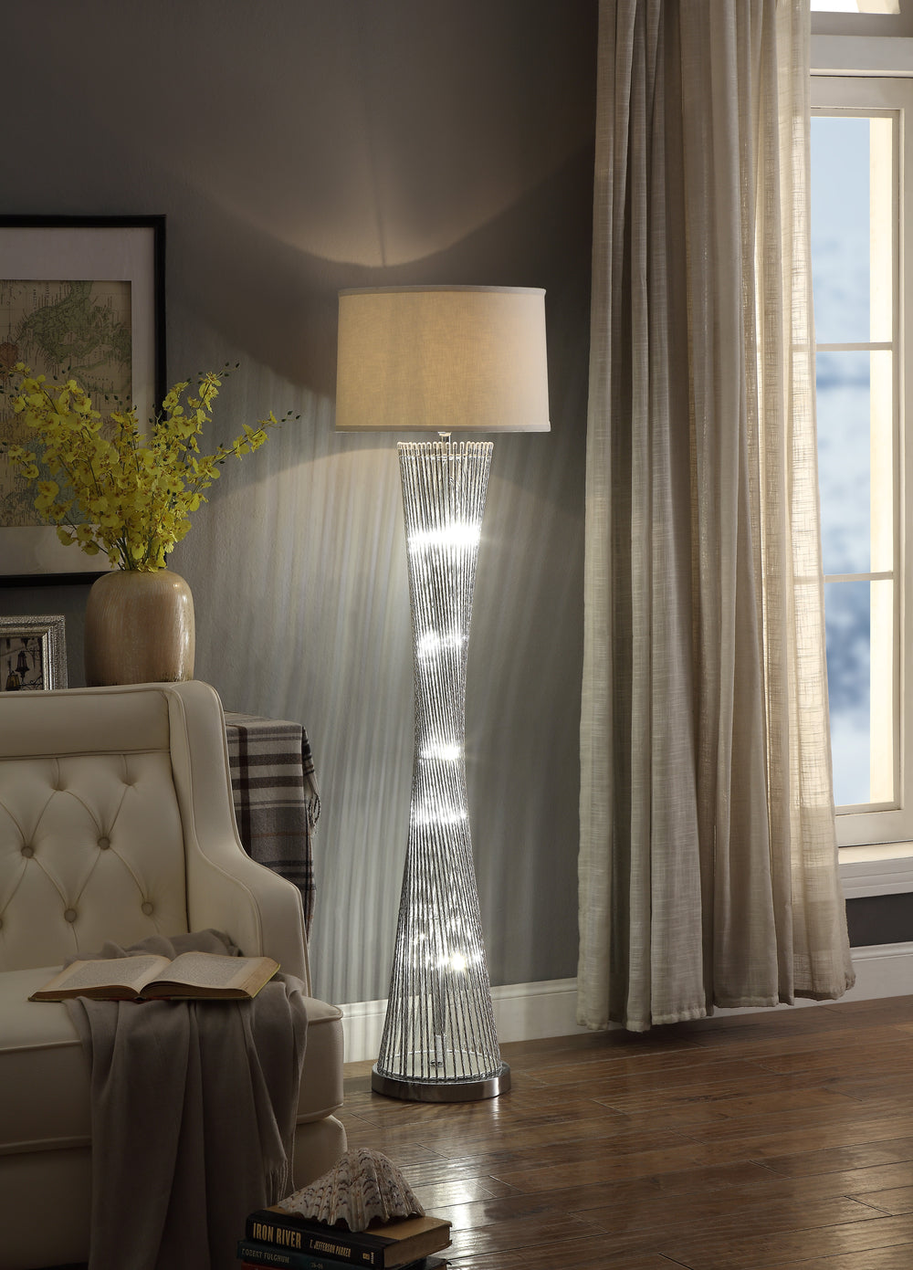Crocus Floor Lamp - view 2